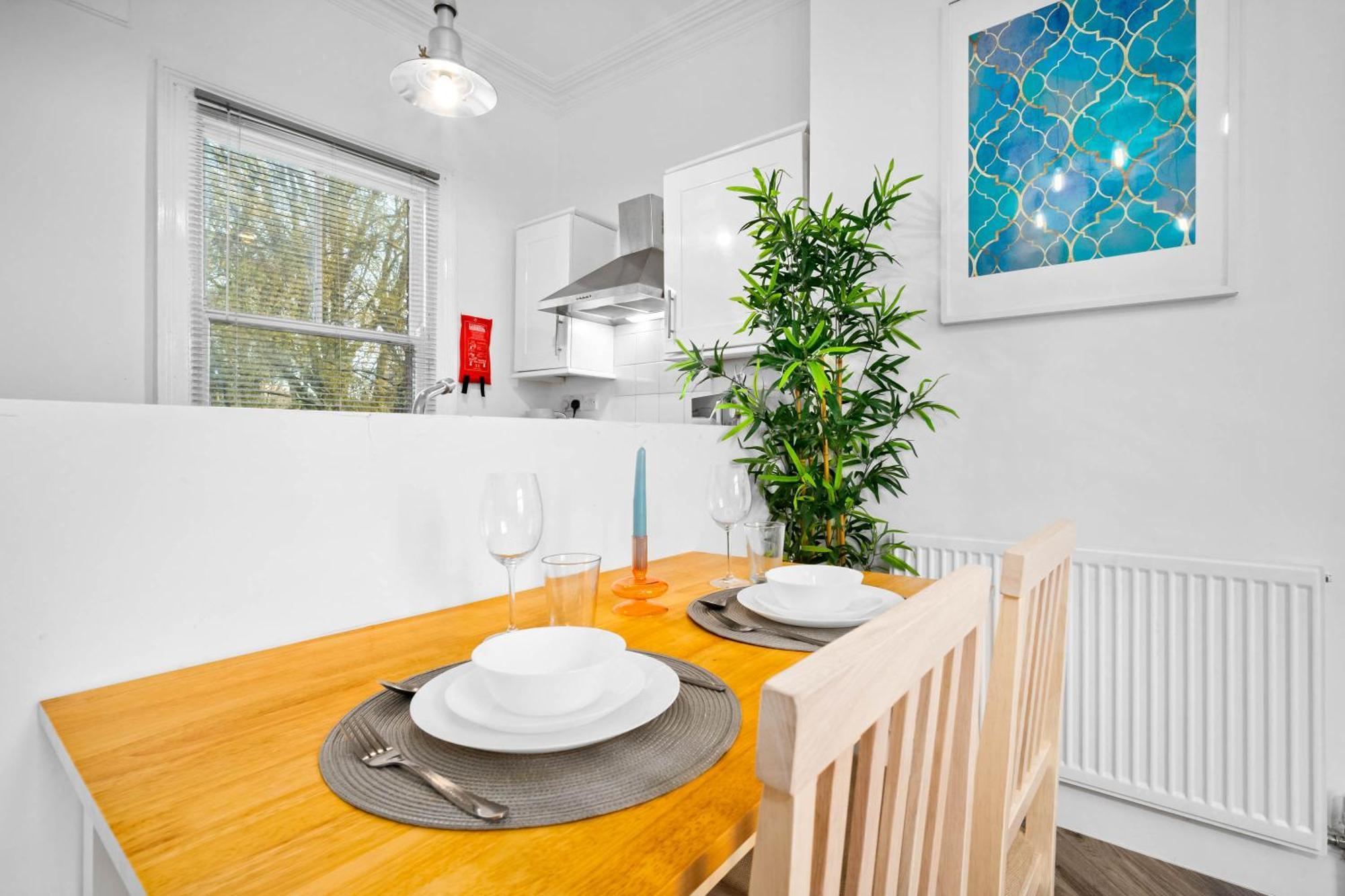 Luxury Apartment - Wolverhampton - Netflix - Smart Tv - Fast Wifi - 7Apc Екстер'єр фото