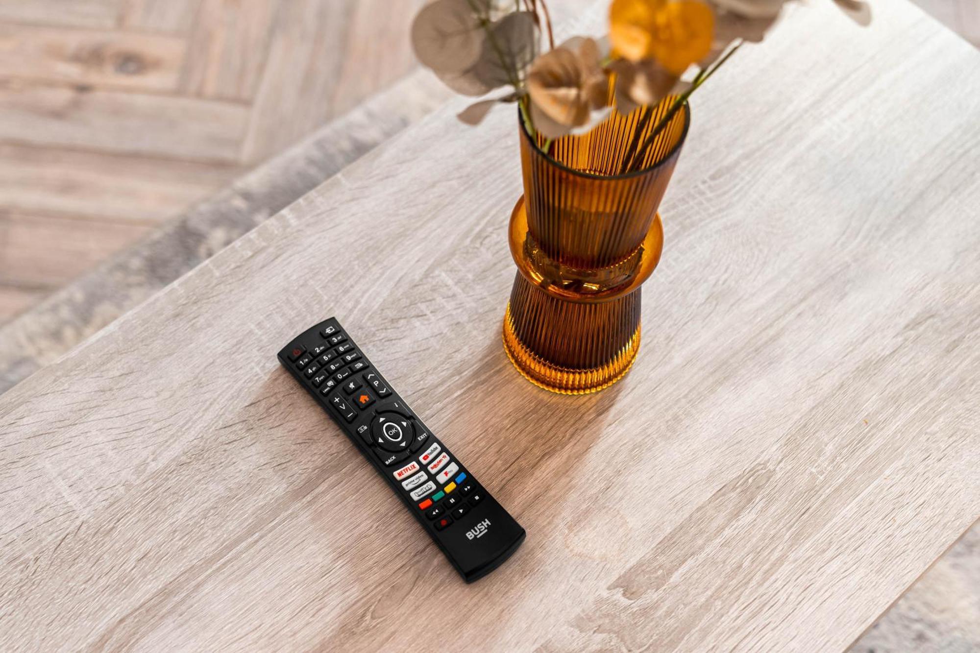 Luxury Apartment - Wolverhampton - Netflix - Smart Tv - Fast Wifi - 7Apc Екстер'єр фото